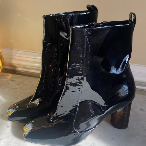 Designer Kurt Geiger London Stride 90 Bootie Shiny Black Patent Leather - Picture 11 of 11